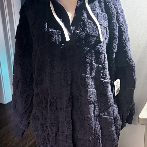 Cuddl Duds Other - NWT Cuddl Duds Super Soft Navy Super Warm Hooded Pullover